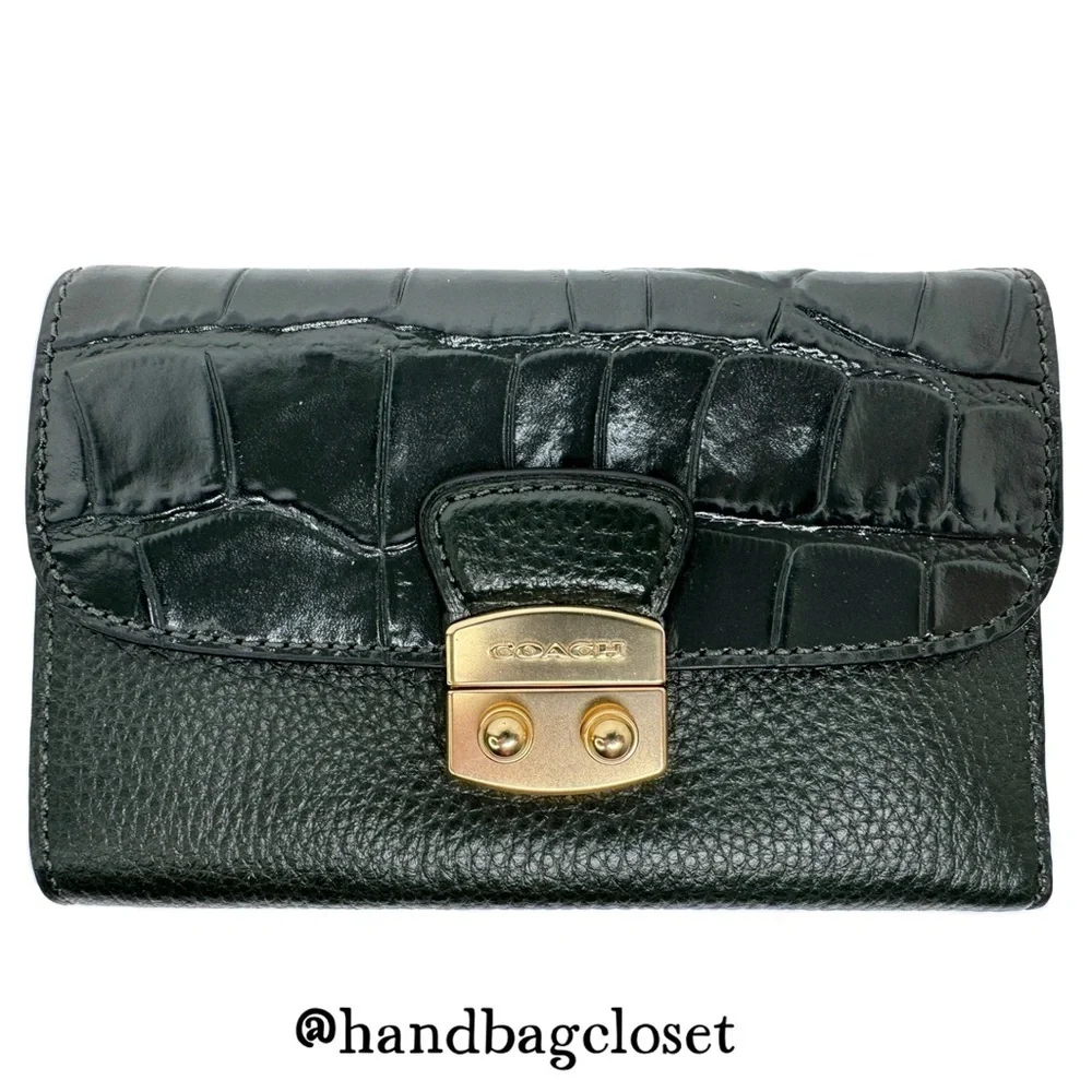COACH AMBER IVY GREEN MIXED CROC LEATHER GOLD SHOULDER BAG AND WALLET SET